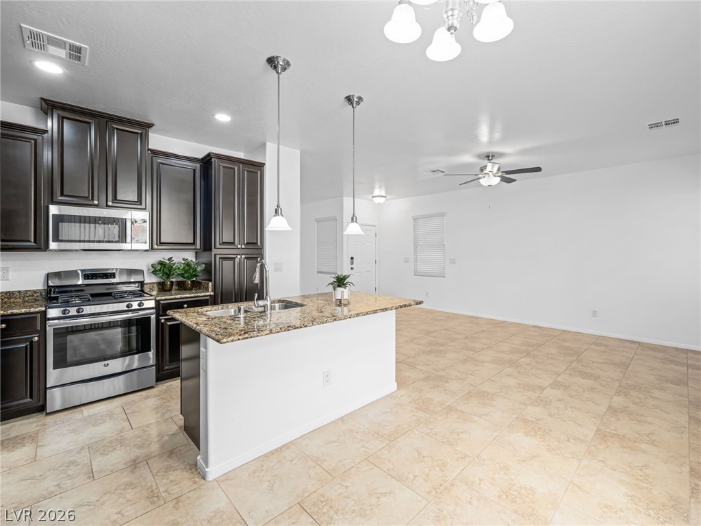 7373 Puddle Duck Street Las Vegas NV 89166
