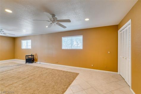2895 Montessouri Street Las Vegas NV 89117