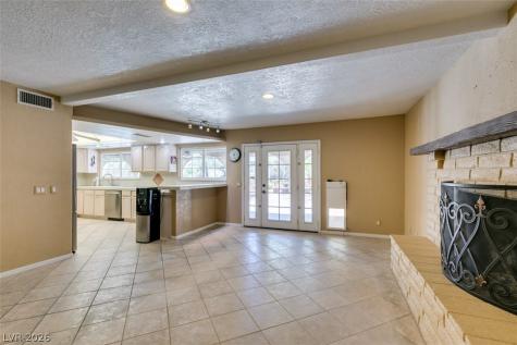 2895 Montessouri Street Las Vegas NV 89117