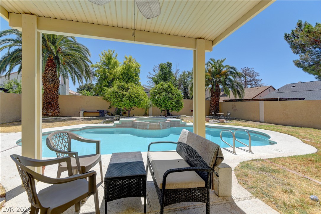 1316 Date Palm Circle Las Vegas NV 89108