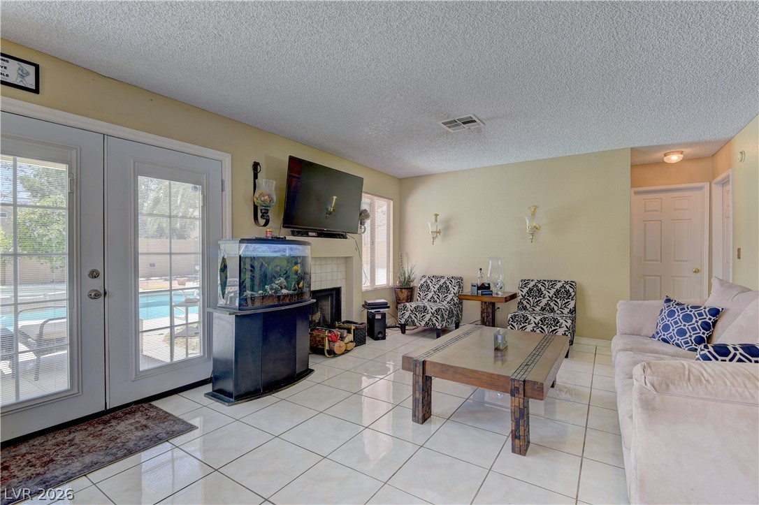 1316 Date Palm Circle Las Vegas NV 89108