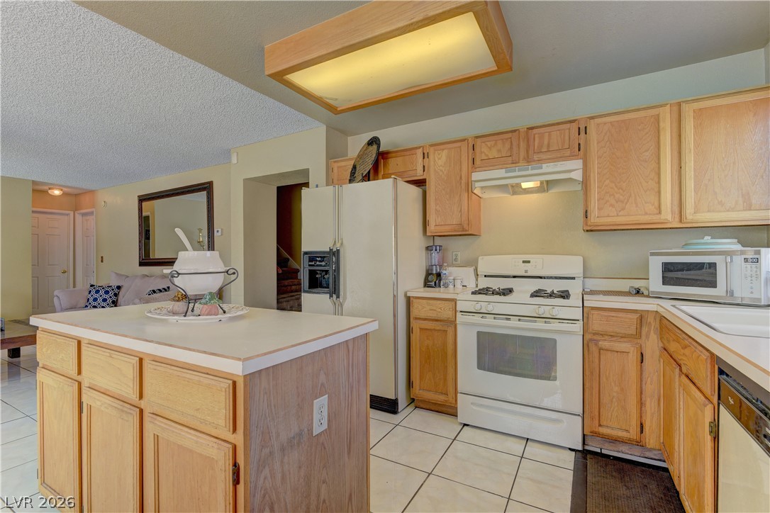 1316 Date Palm Circle Las Vegas NV 89108