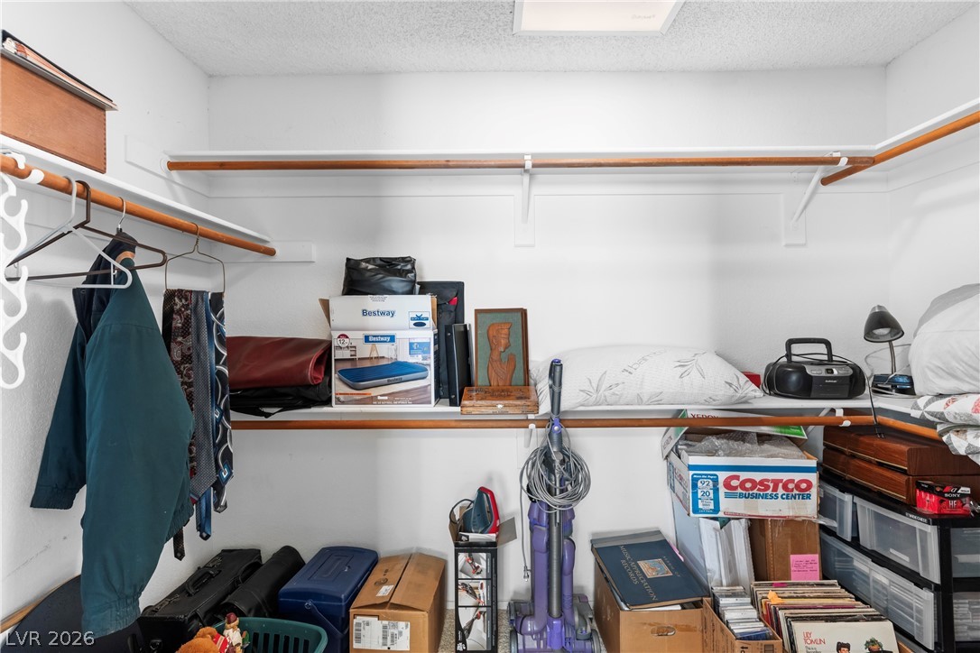 6216 Mandarin Drive Las Vegas NV 89108