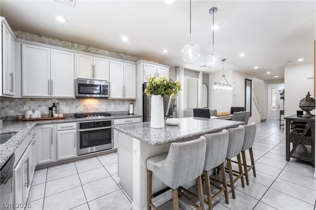 8169 Hafner Street Las Vegas NV 89178