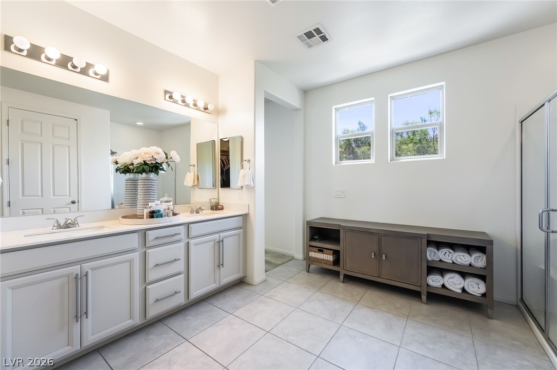 8169 Hafner Street Las Vegas NV 89178