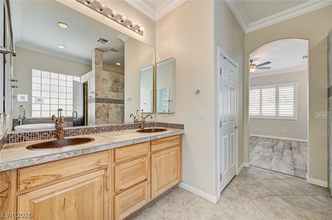 7922 Carson Creek Street Las Vegas NV 89113