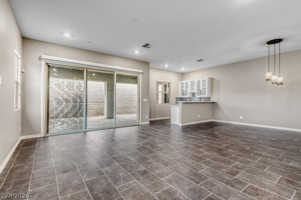 677 Gibbons Grove Street Henderson NV 89011