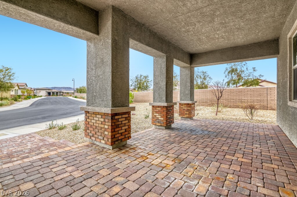 677 Gibbons Grove Street Henderson NV 89011