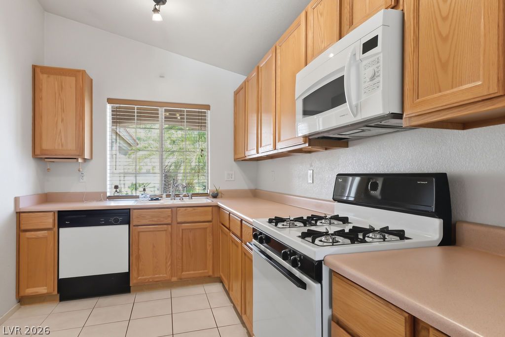 2121 Sunset Vista Avenue Henderson NV 89052