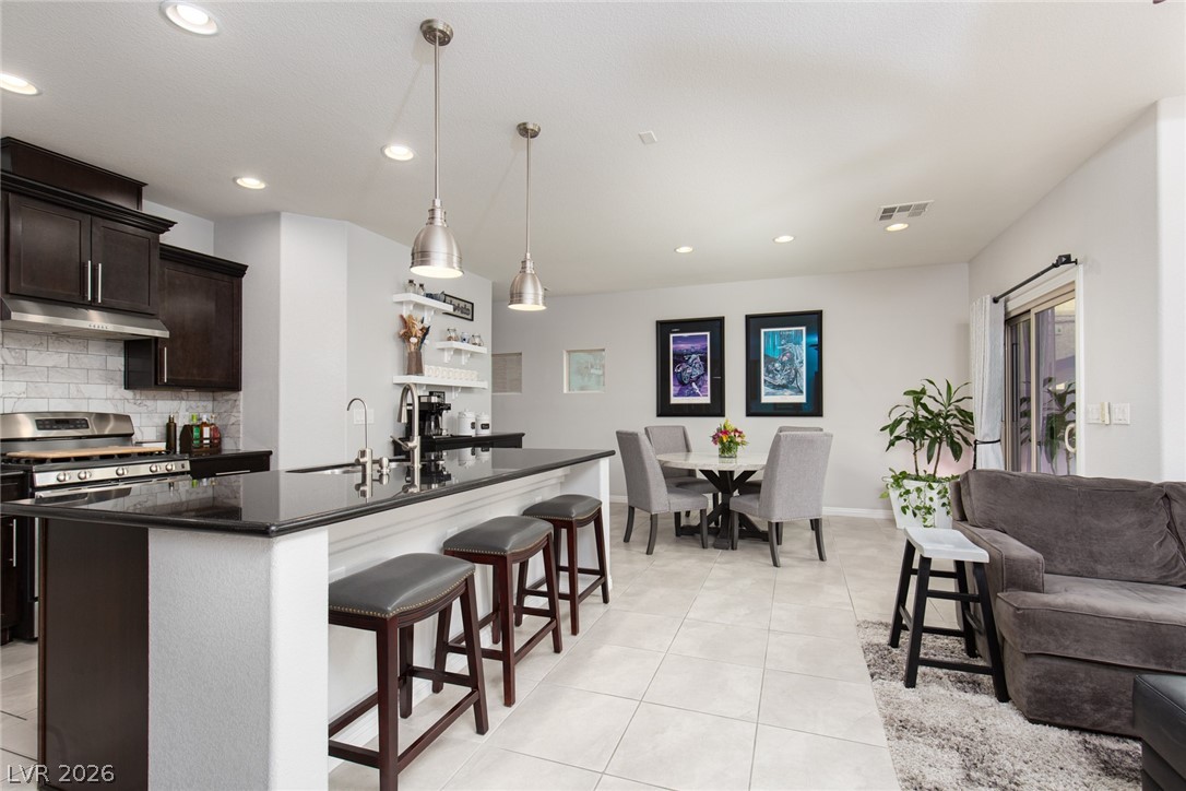 8465 Spirit Vale Avenue Las Vegas NV 89117