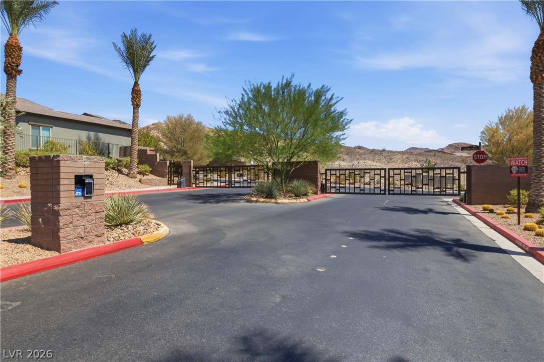 68 Strada Caruso Henderson NV 89011
