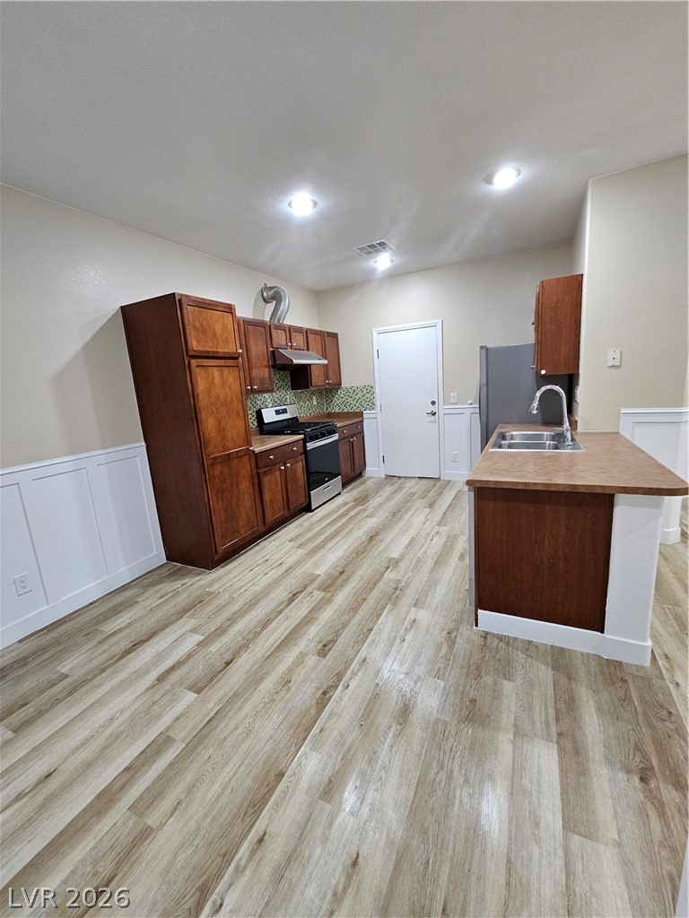 6679 Higger Tor Avenue Las Vegas NV 89139