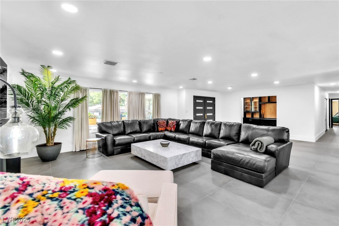 3189 Montecito Drive Las Vegas NV 89120
