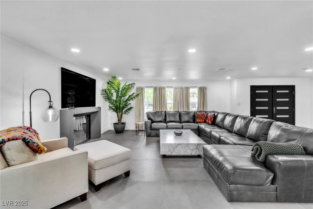 3189 Montecito Drive Las Vegas NV 89120