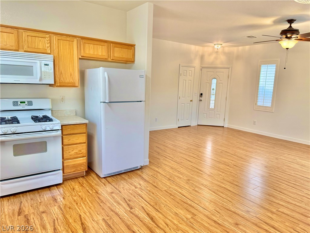 7825 Ithaca Falls Street Las Vegas NV 89149
