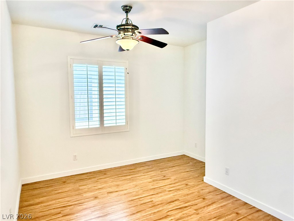 7825 Ithaca Falls Street Las Vegas NV 89149
