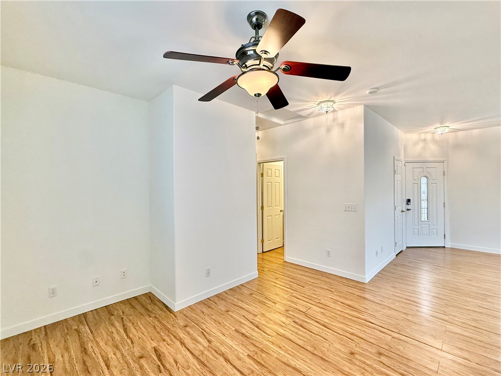 7825 Ithaca Falls Street Las Vegas NV 89149