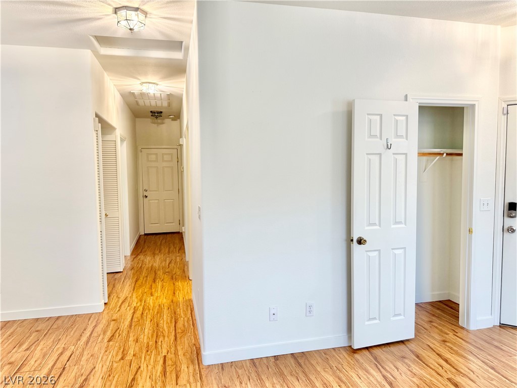 7825 Ithaca Falls Street Las Vegas NV 89149
