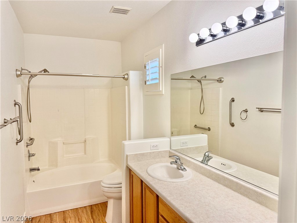 7825 Ithaca Falls Street Las Vegas NV 89149