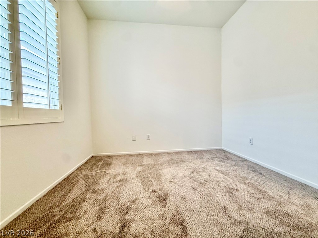 7825 Ithaca Falls Street Las Vegas NV 89149