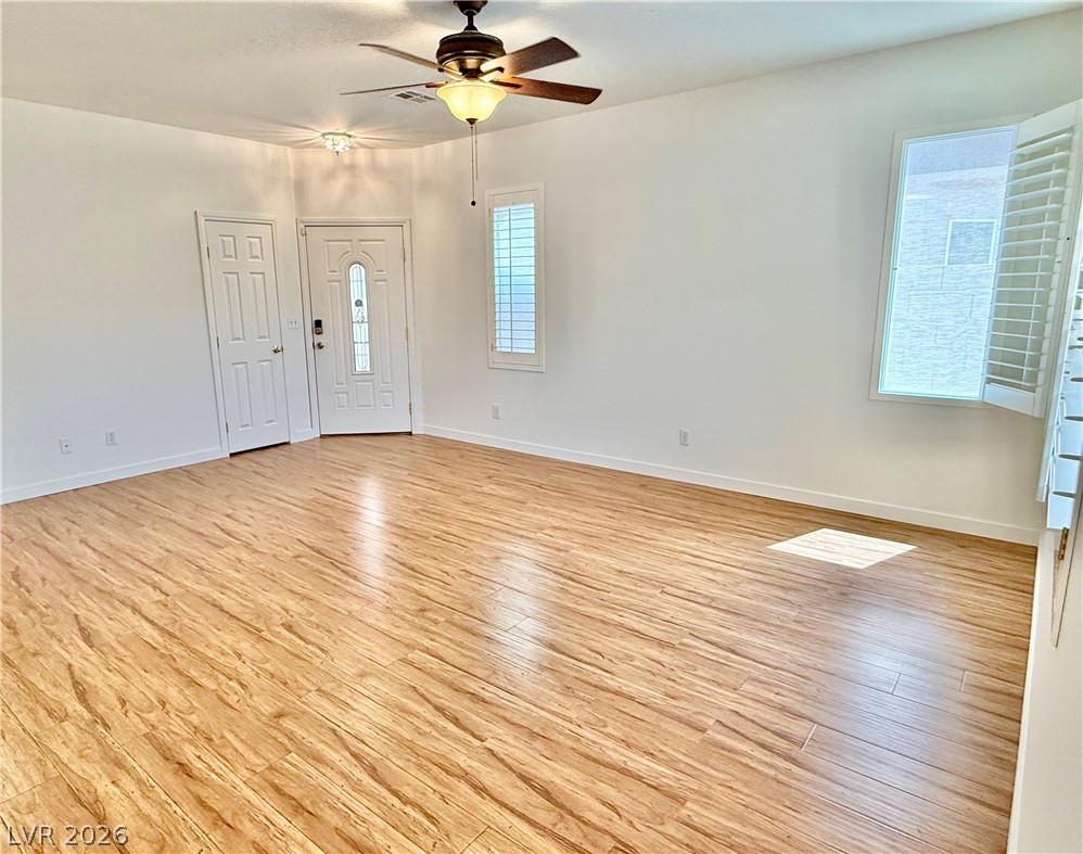 7825 Ithaca Falls Street Las Vegas NV 89149