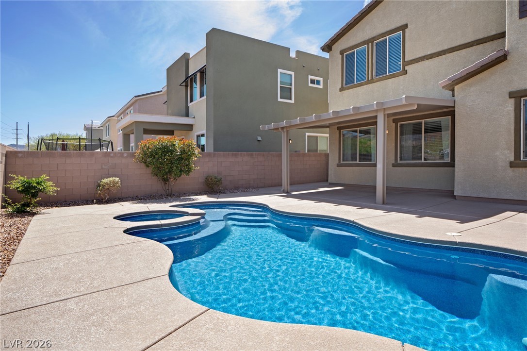 2462 Sylvan Hymn Street Henderson NV 89044