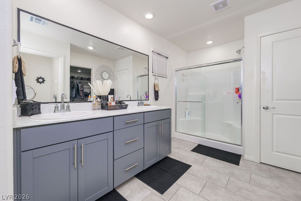 6135 Larimar Gold Street North Las Vegas NV 89115
