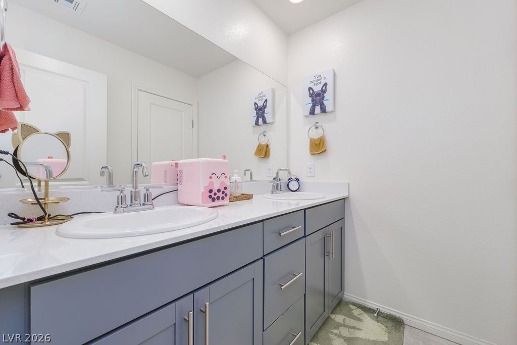 6135 Larimar Gold Street North Las Vegas NV 89115