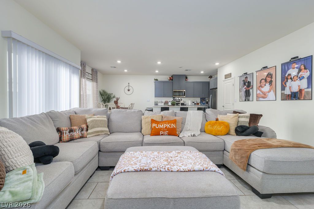 6135 Larimar Gold Street North Las Vegas NV 89115
