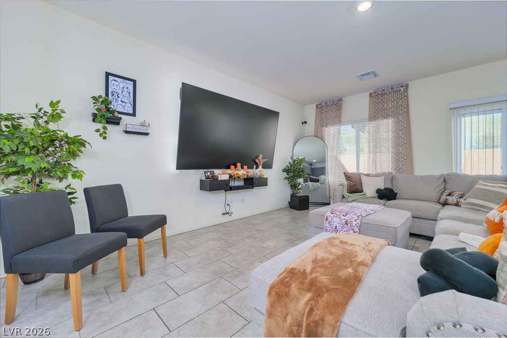 6135 Larimar Gold Street North Las Vegas NV 89115