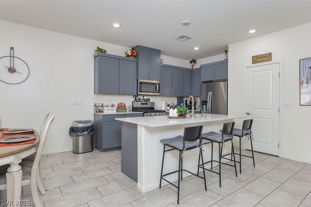 6135 Larimar Gold Street North Las Vegas NV 89115