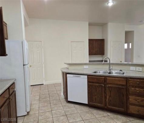 1013 Adobe Flat Drive Henderson NV 89011