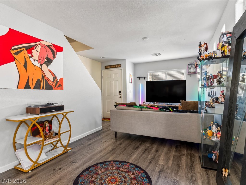 5265 Paradise Skies Avenue Las Vegas NV 89156