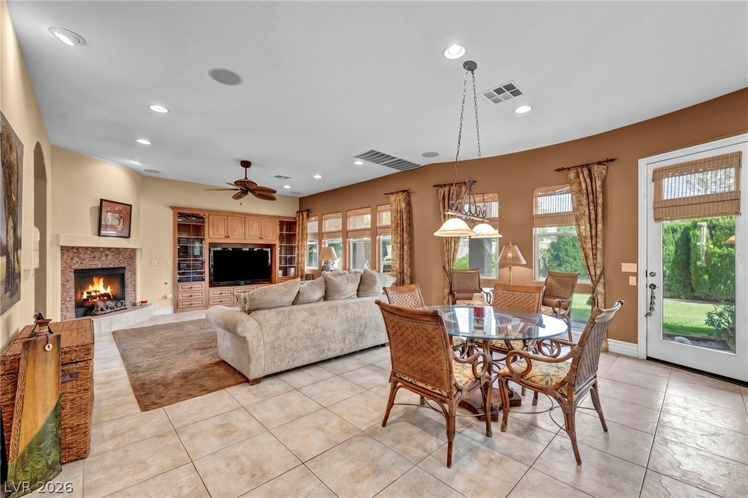 176 Brushton Court Las Vegas NV 89138