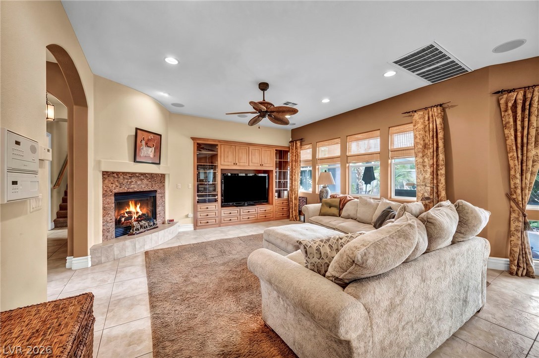 176 Brushton Court Las Vegas NV 89138