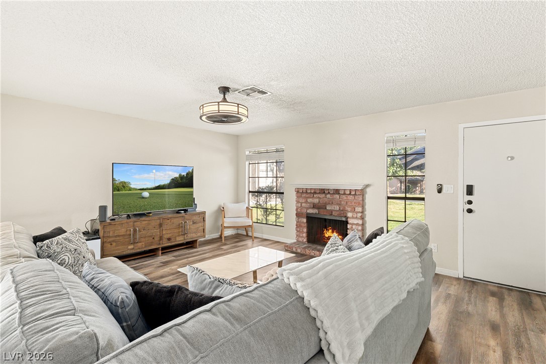 712 Buttonwood Lane Las Vegas NV 89107