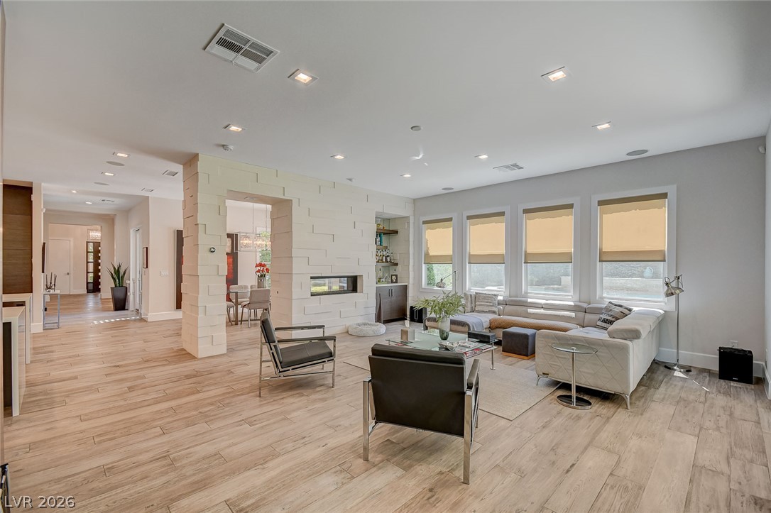 11827 Oakland Hills Drive Las Vegas NV 89141