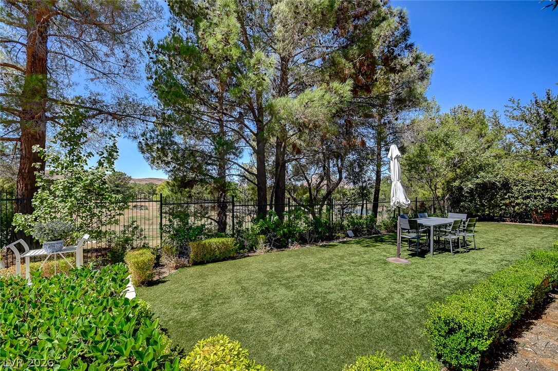 11827 Oakland Hills Drive Las Vegas NV 89141