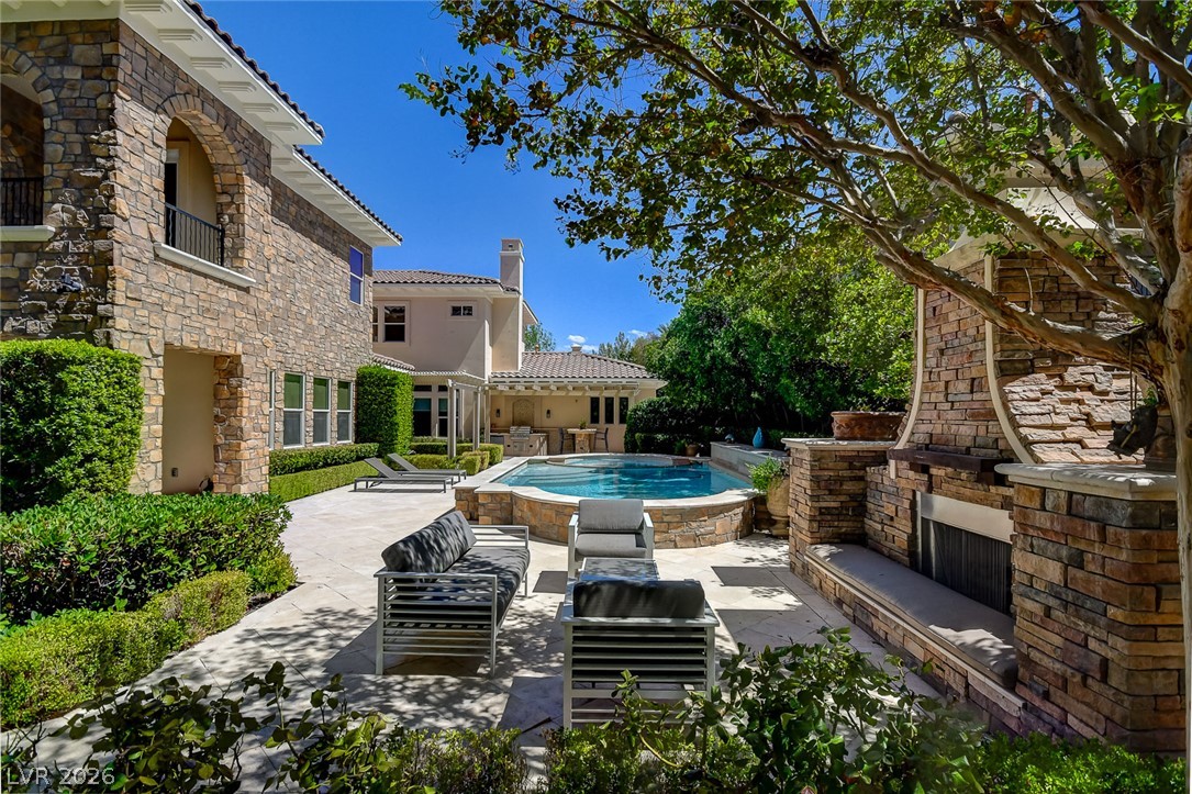 11827 Oakland Hills Drive Las Vegas NV 89141