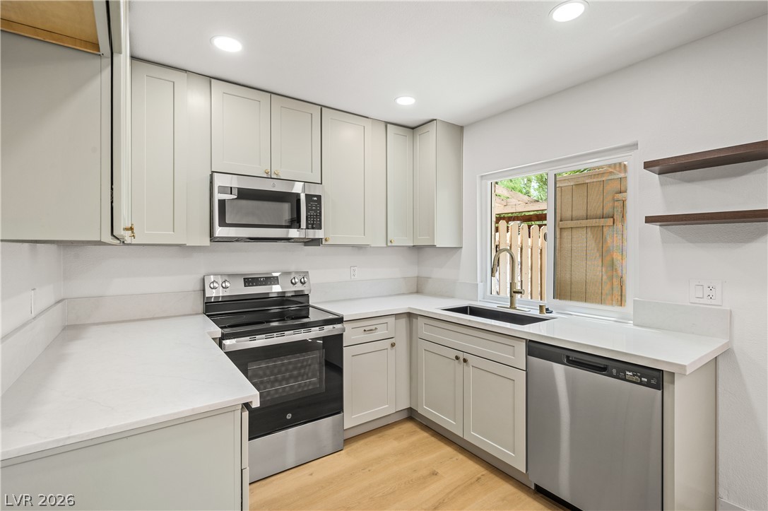 4770 Topaz Street 10 Las Vegas NV 89121