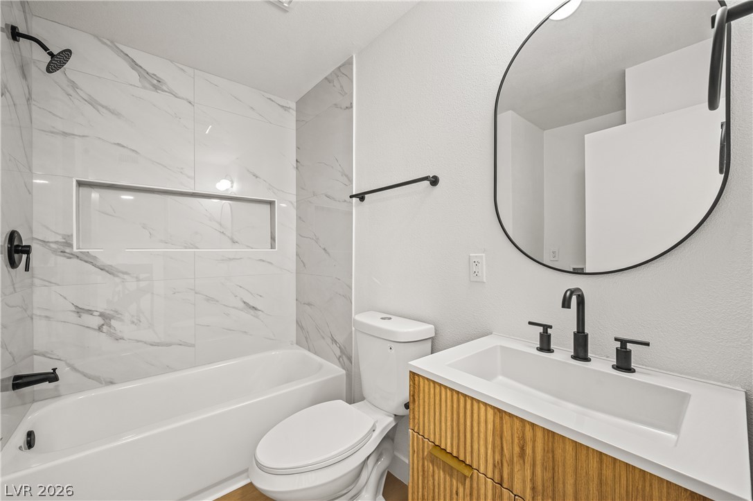 4770 Topaz Street 10 Las Vegas NV 89121