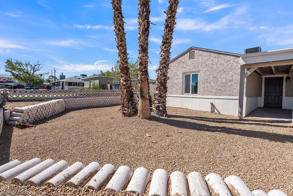 472 National Street Henderson NV 89015
