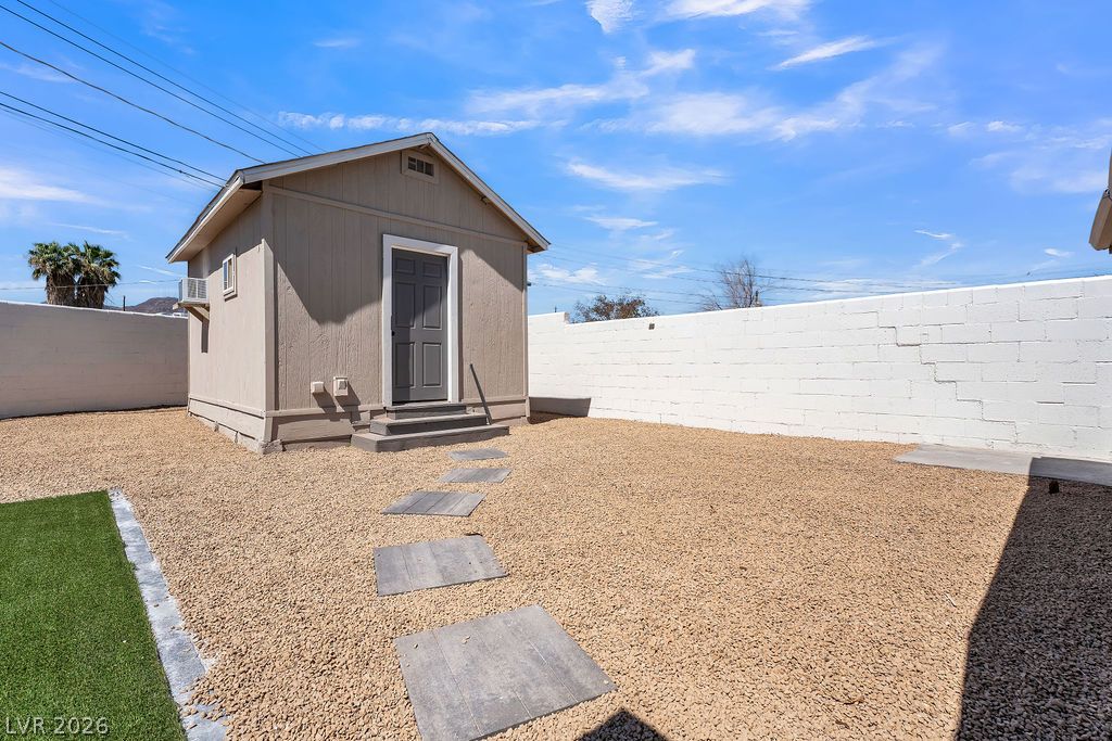 472 National Street Henderson NV 89015