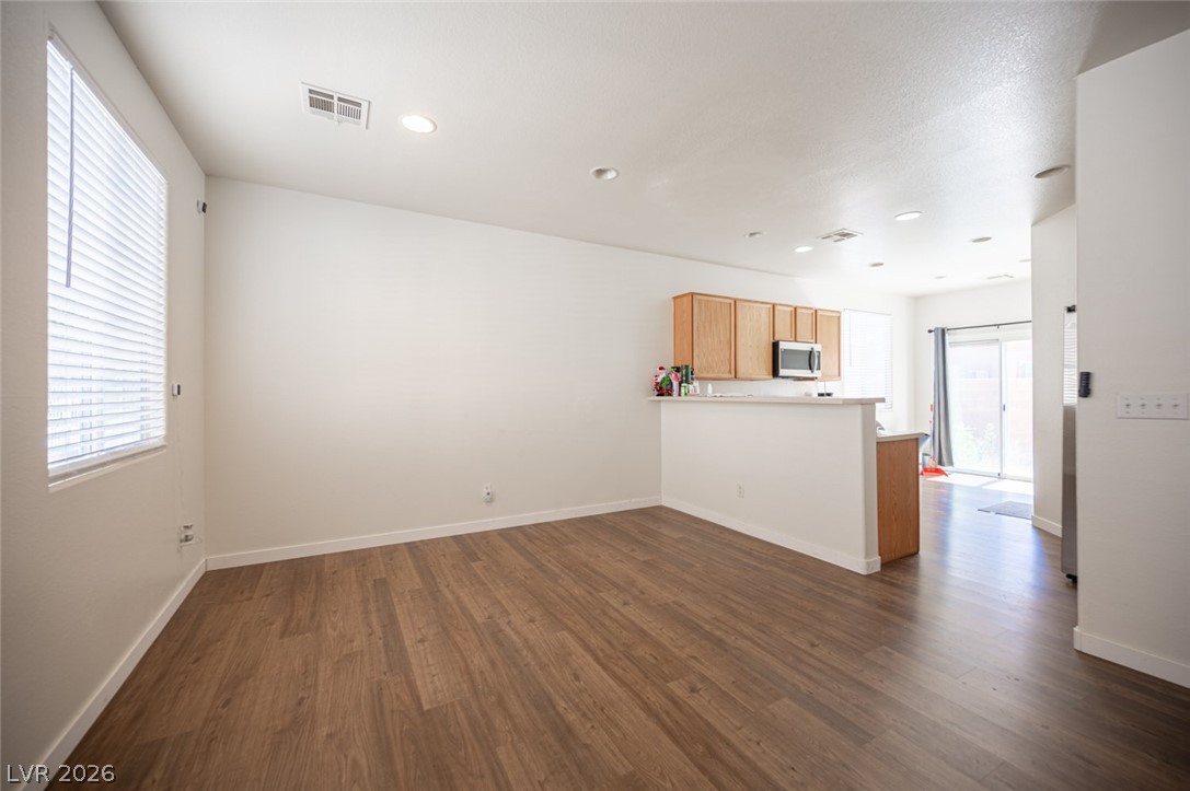 9830 Hanover Grove Avenue Las Vegas NV 89148