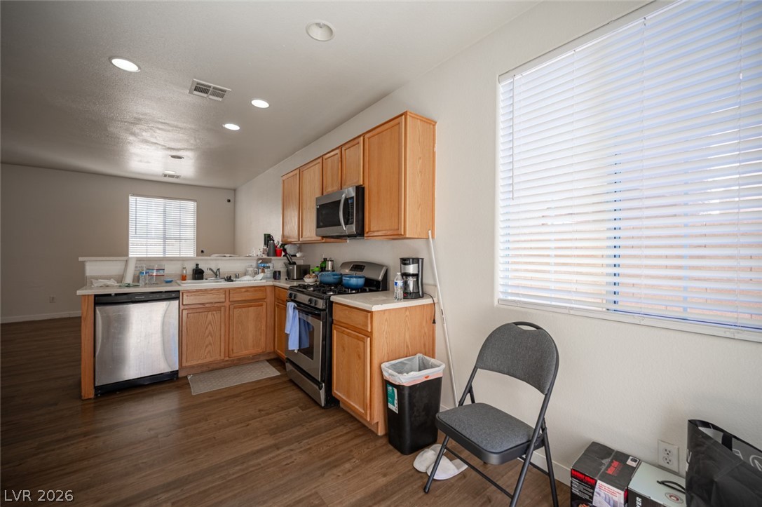 9830 Hanover Grove Avenue Las Vegas NV 89148