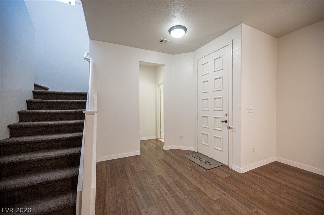 9830 Hanover Grove Avenue Las Vegas NV 89148
