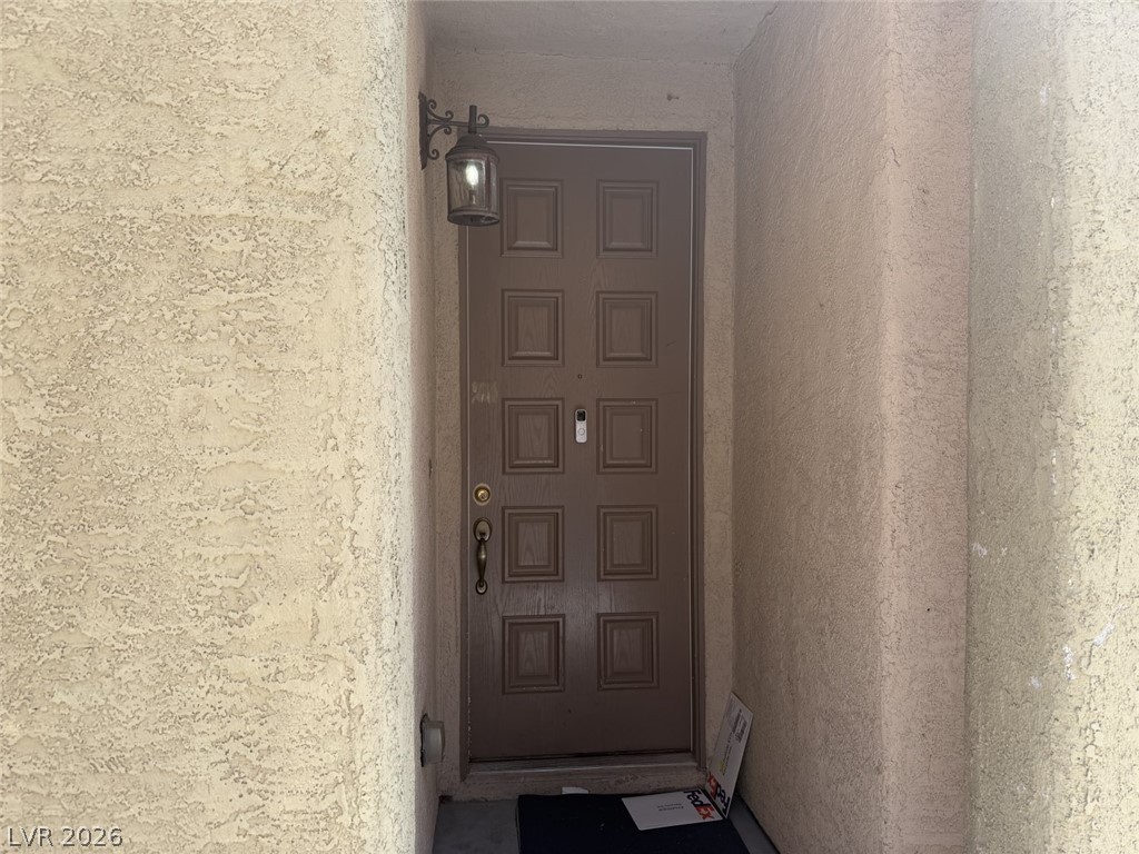 9830 Hanover Grove Avenue Las Vegas NV 89148