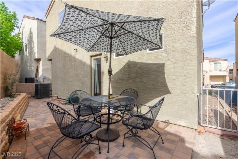 9105 Silk Threads Avenue Las Vegas NV 89149