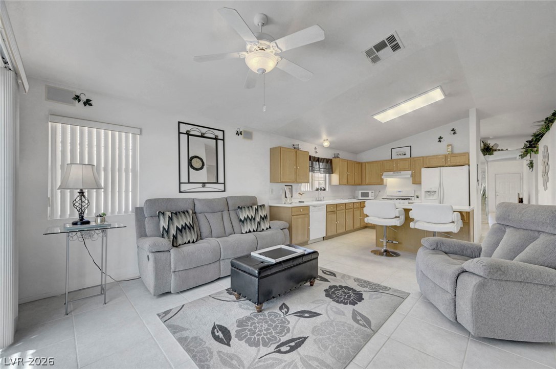 5456 Beach Pine Street Las Vegas NV 89130