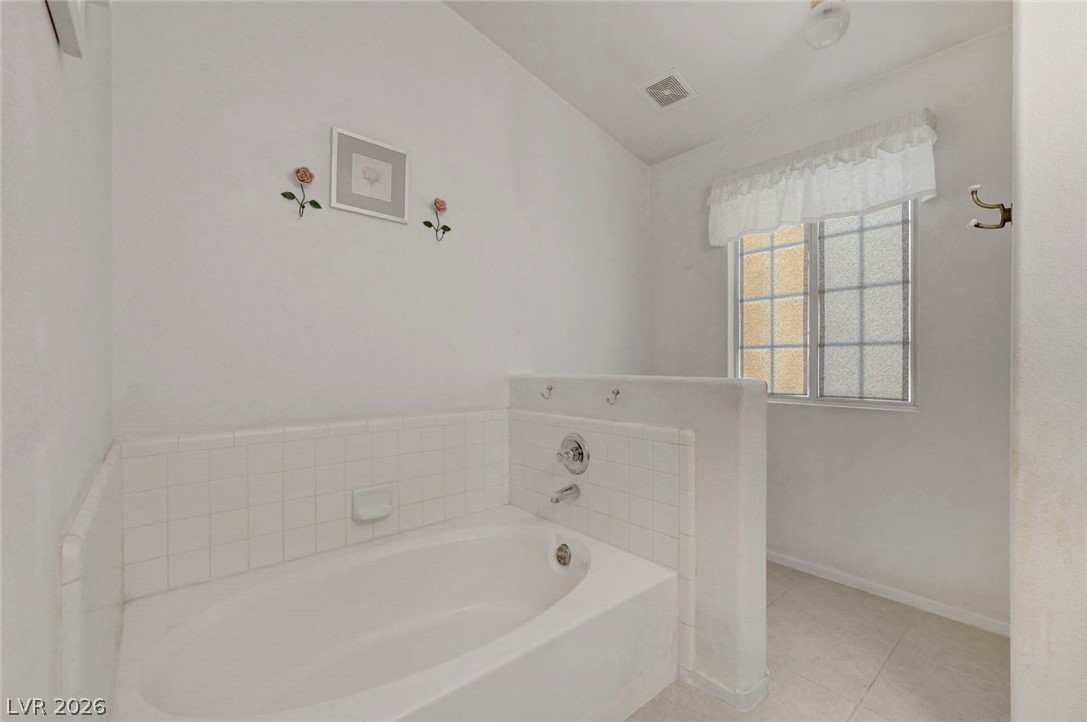5456 Beach Pine Street Las Vegas NV 89130